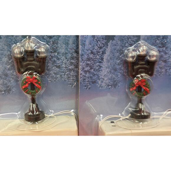 6 Cobblestone Corners Coordinating Accessories Fencing Wreaths Lighted Posts - Picture 2 of 6